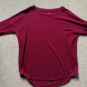 Dolman sleeve top, M